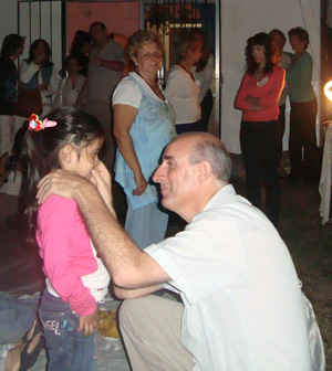 Briza recibiendo el Beso de la Sma. Virgen