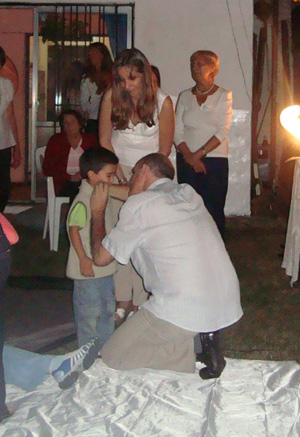 Martin recibiendo el Beso de la Sma. Virgen